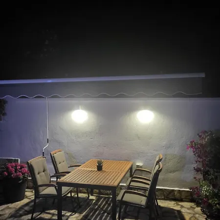 Bagaric Apartament *