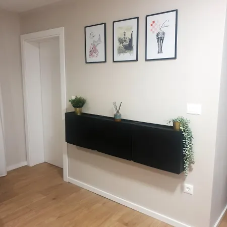 Bagaric Apartament *