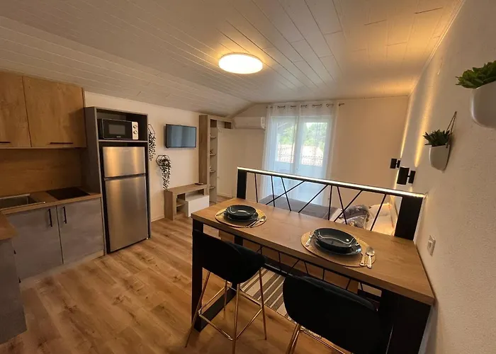 Bagaric Апартаменты Стари Град